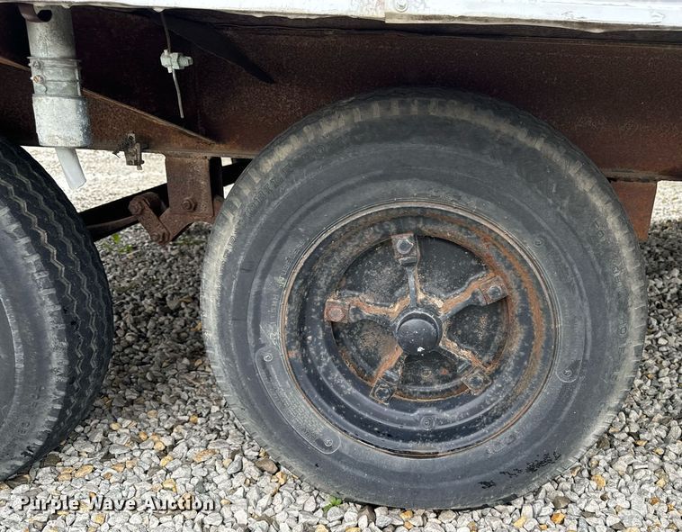 image for item DW2394 1990 MFEI MF1036 office trailer 