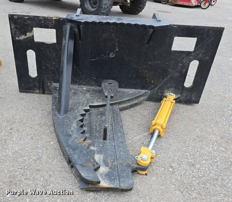 image for item DW3041 Skid steer attachments