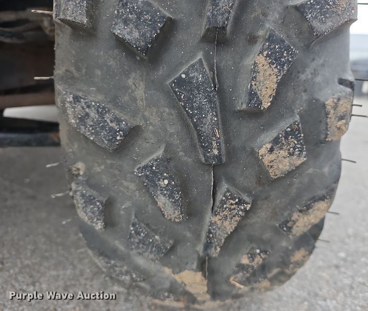 image for item DW3042 2007 Kawasaki 3010 Mule utility vehicle