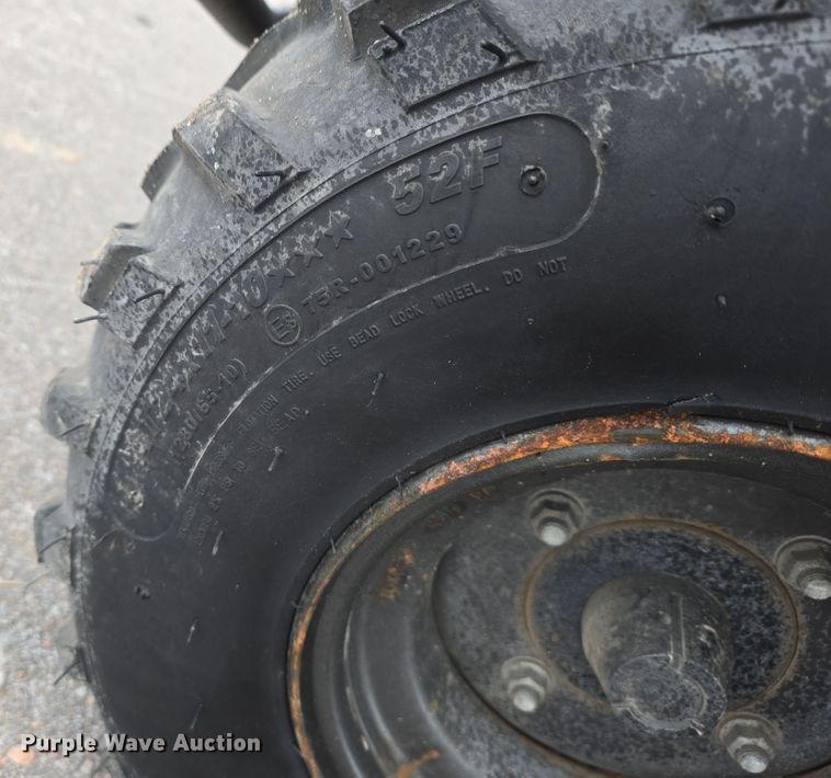 image for item DW3042 2007 Kawasaki 3010 Mule utility vehicle