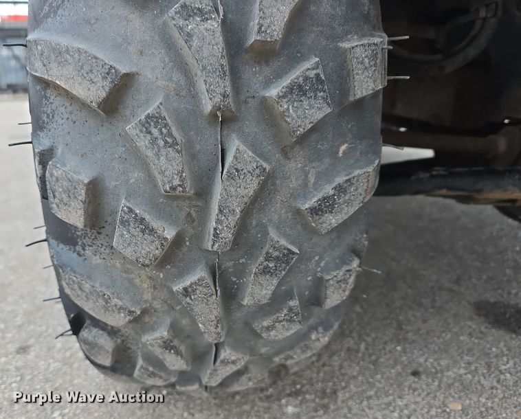 image for item DW3042 2007 Kawasaki 3010 Mule utility vehicle