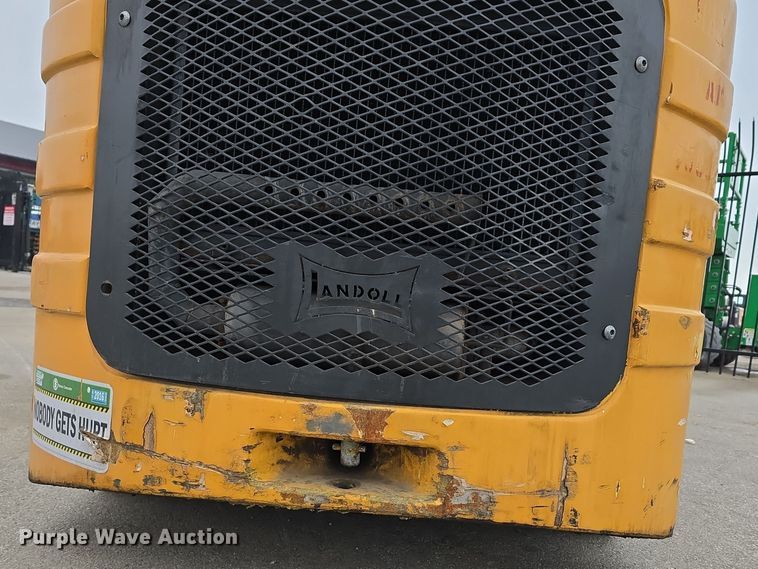 image for item DW3044 Landoll B40-IC forklift