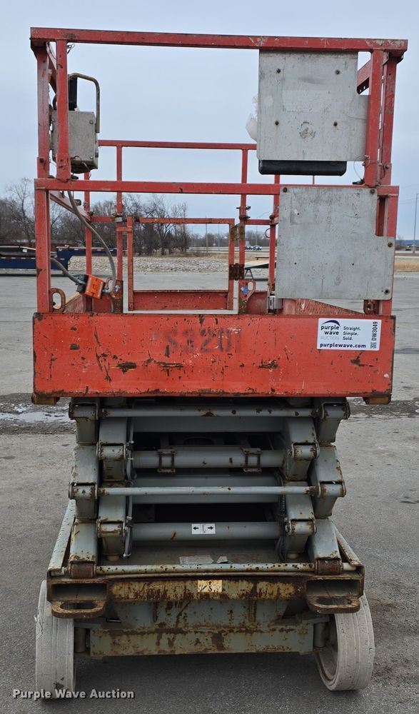 image for item DW3049 2008 Skyjack SJIII 4632 scissor lift