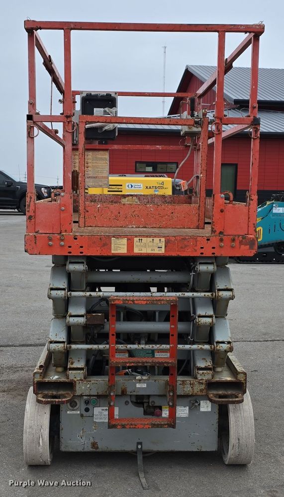 image for item DW3049 2008 Skyjack SJIII 4632 scissor lift