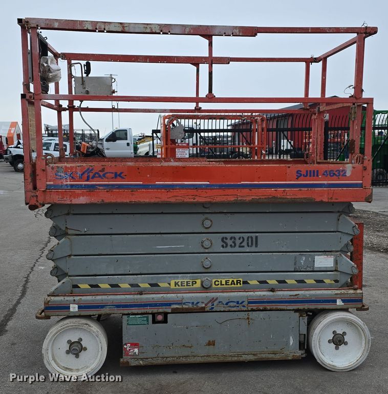 image for item DW3049 2008 Skyjack SJIII 4632 scissor lift