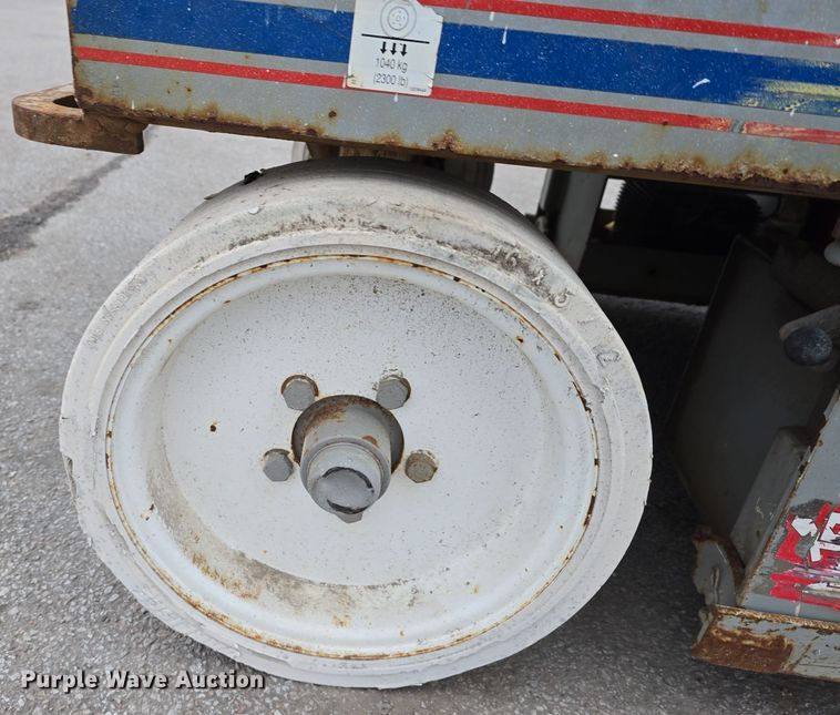 image for item DW3049 2008 Skyjack SJIII 4632 scissor lift