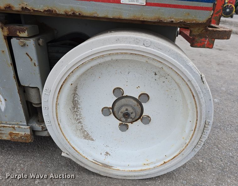 image for item DW3049 2008 Skyjack SJIII 4632 scissor lift