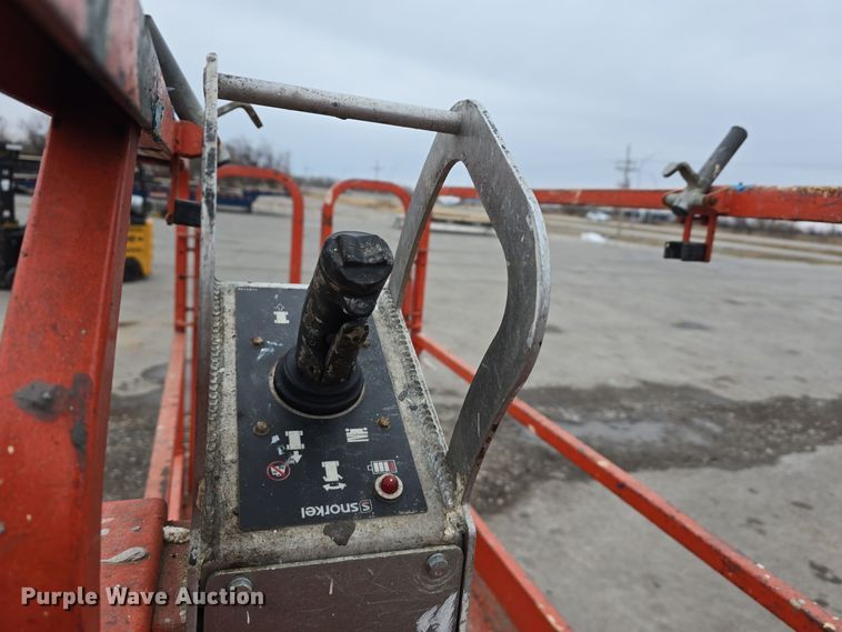 image for item DW3050 2015 Snorkel S3219E scissor lift