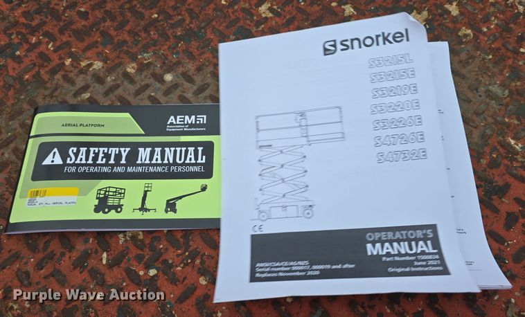 image for item DW3050 2015 Snorkel S3219E scissor lift