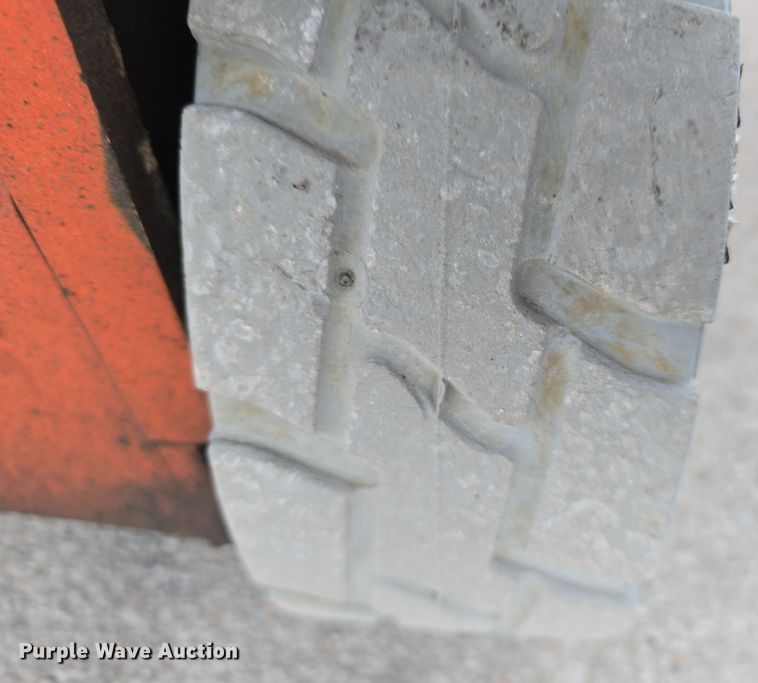 image for item DW3050 2015 Snorkel S3219E scissor lift