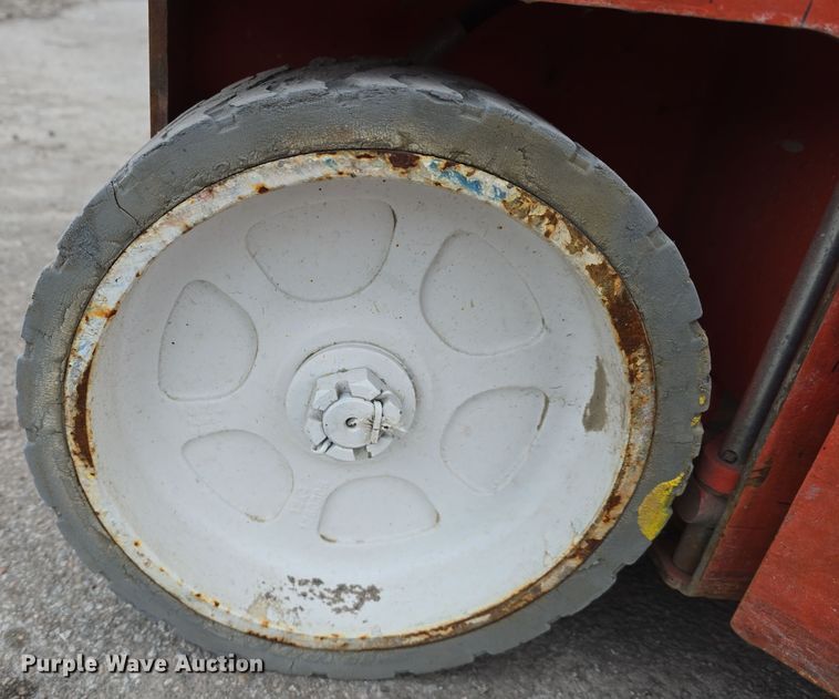 image for item DW3050 2015 Snorkel S3219E scissor lift