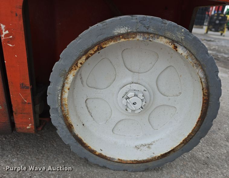 image for item DW3050 2015 Snorkel S3219E scissor lift