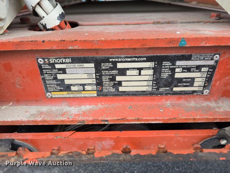 image for item DW3050 2015 Snorkel S3219E scissor lift