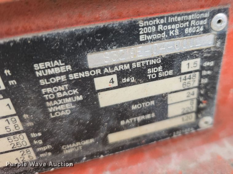 image for item DW3050 2015 Snorkel S3219E scissor lift