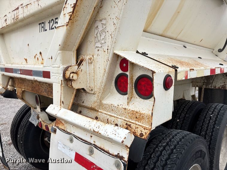 image for item EE0008 2007 Ranch Mfg end dump trailer