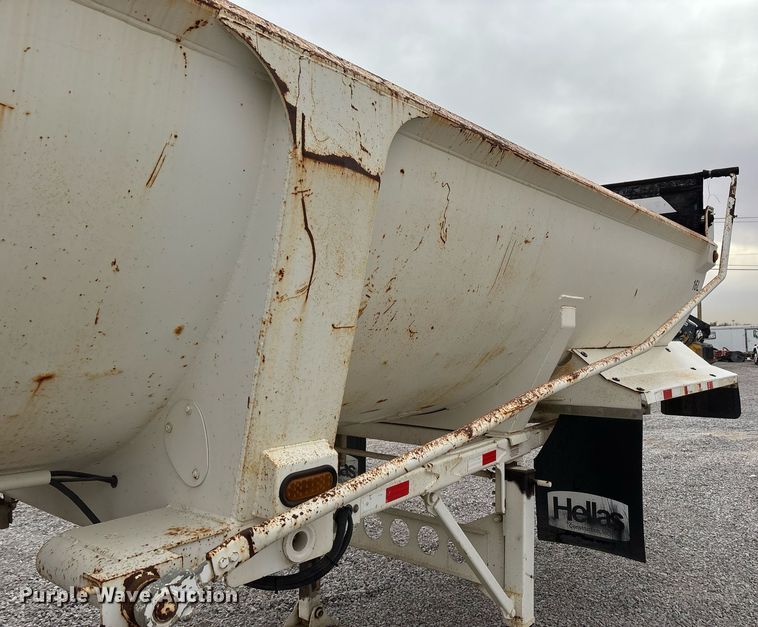 image for item EE0008 2007 Ranch Mfg end dump trailer