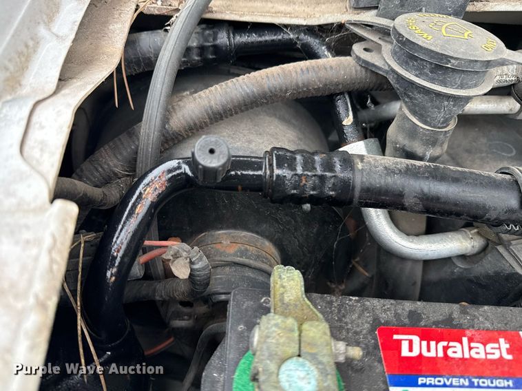 image for item EG2328 2008 Ford E350 Super Duty van with bucket lift