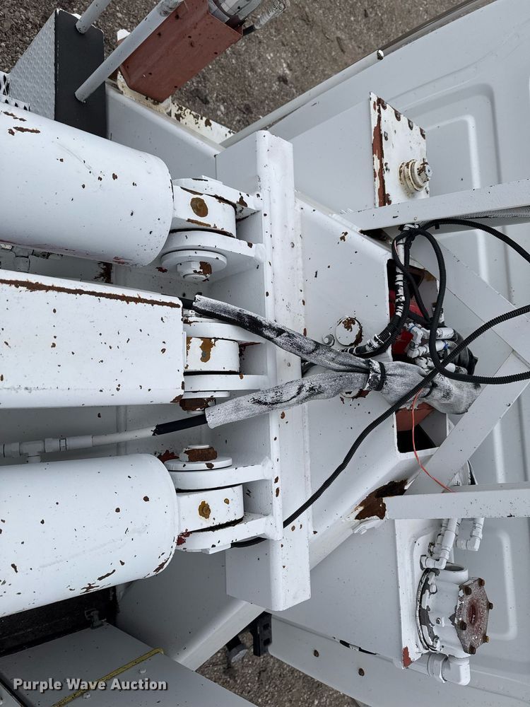 image for item EG2329 2003 Sterling bucket truck