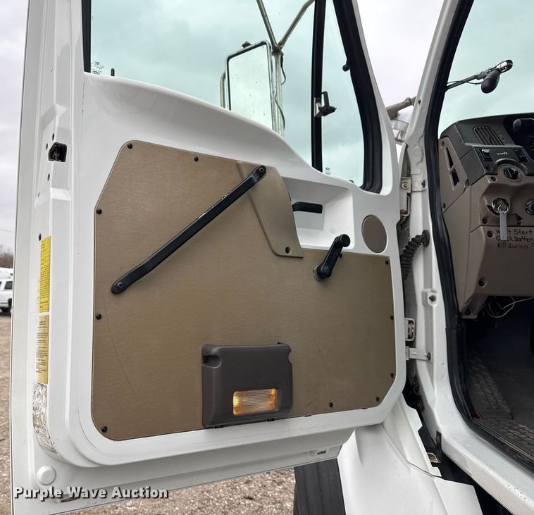 image for item EG2329 2003 Sterling bucket truck