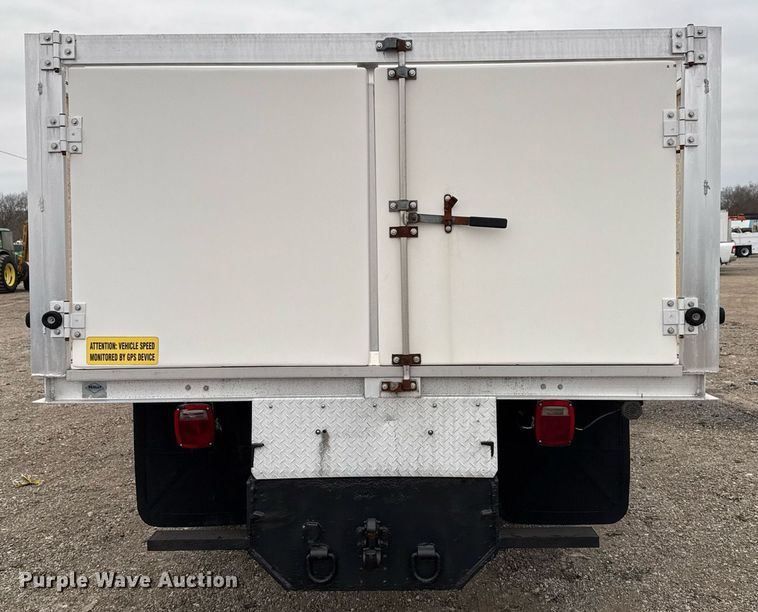 image for item EG2330 2009 Ford F650 Super Duty flatbed truck