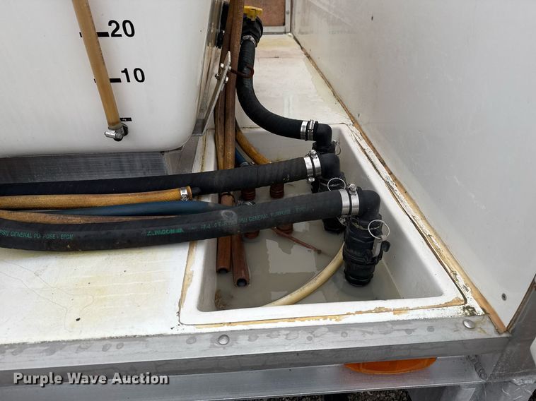 image for item EG2330 2009 Ford F650 Super Duty flatbed truck