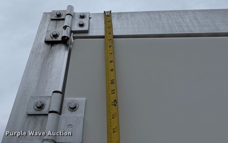 image for item EG2330 2009 Ford F650 Super Duty flatbed truck