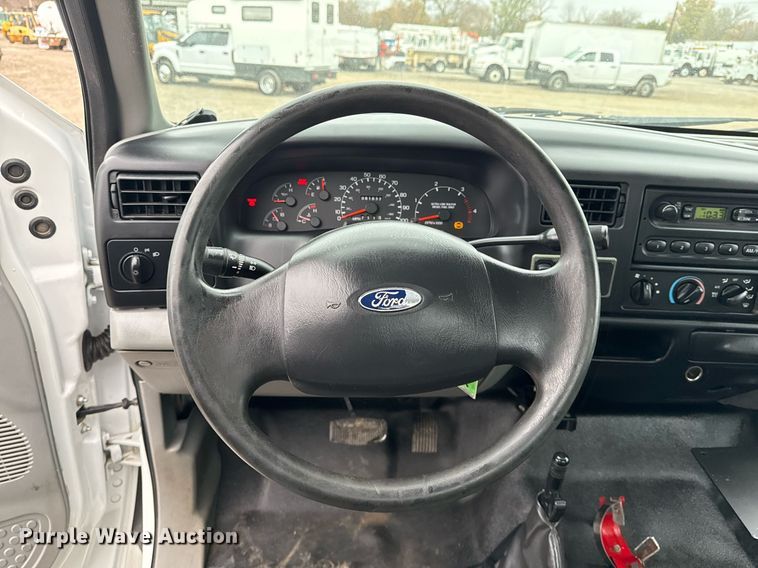 image for item EG2330 2009 Ford F650 Super Duty flatbed truck