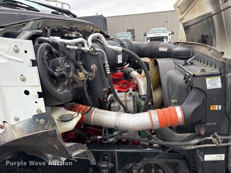 image for item EG2330 2009 Ford F650 Super Duty flatbed truck