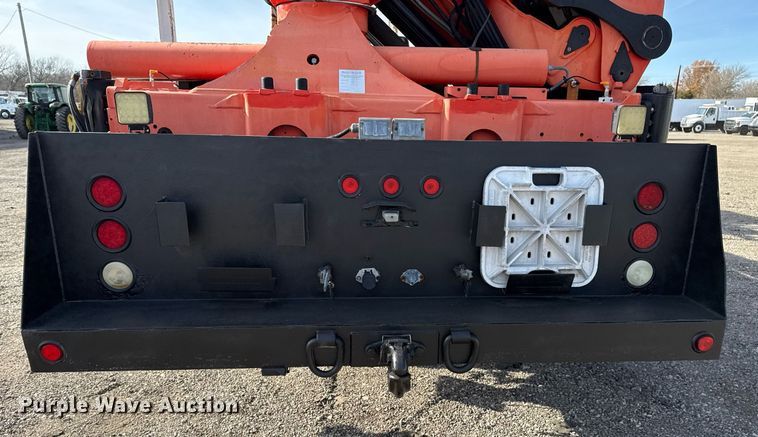 image for item EG2357 2007 Freightliner Business Class M2 crane truck