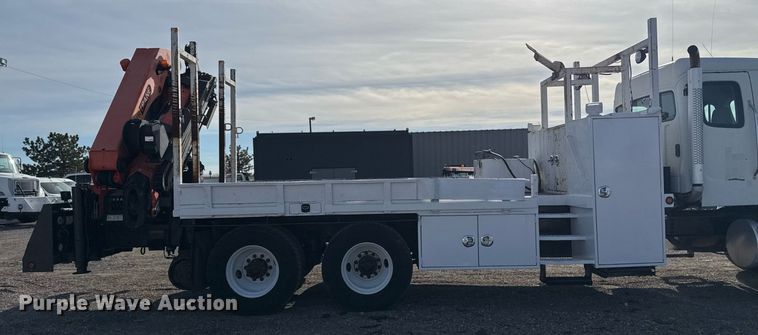 image for item EG2357 2007 Freightliner Business Class M2 crane truck