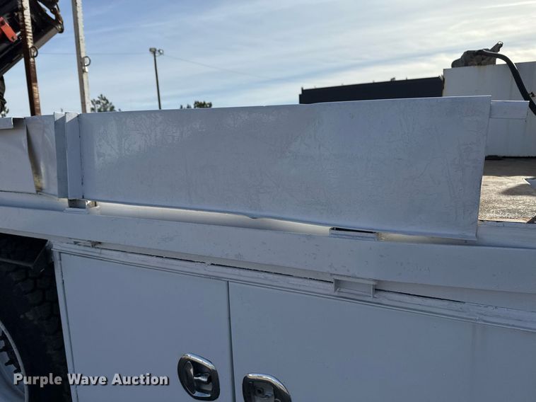 image for item EG2357 2007 Freightliner Business Class M2 crane truck