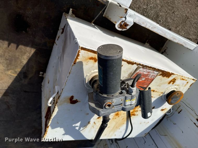 image for item EG2357 2007 Freightliner Business Class M2 crane truck