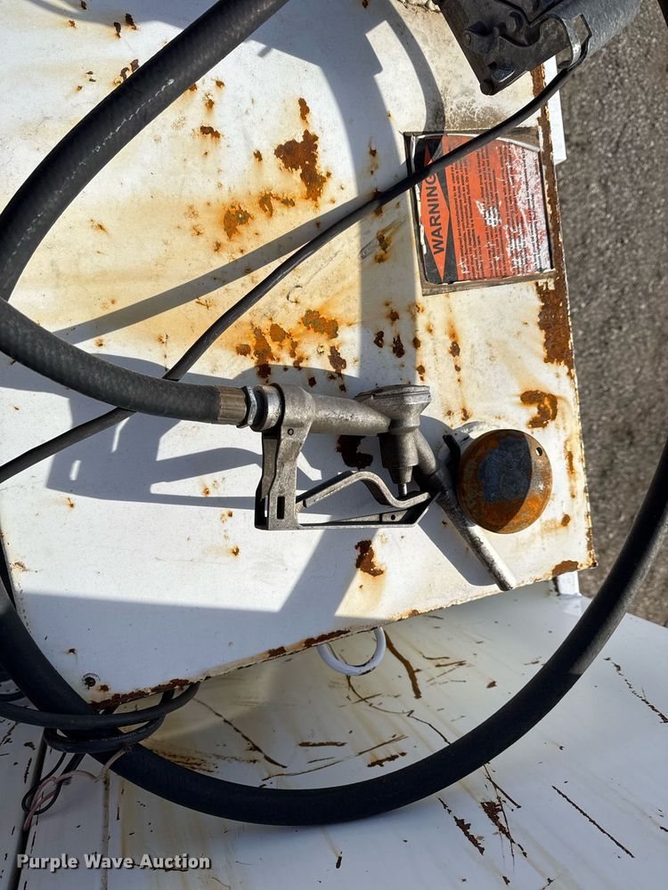 image for item EG2357 2007 Freightliner Business Class M2 crane truck