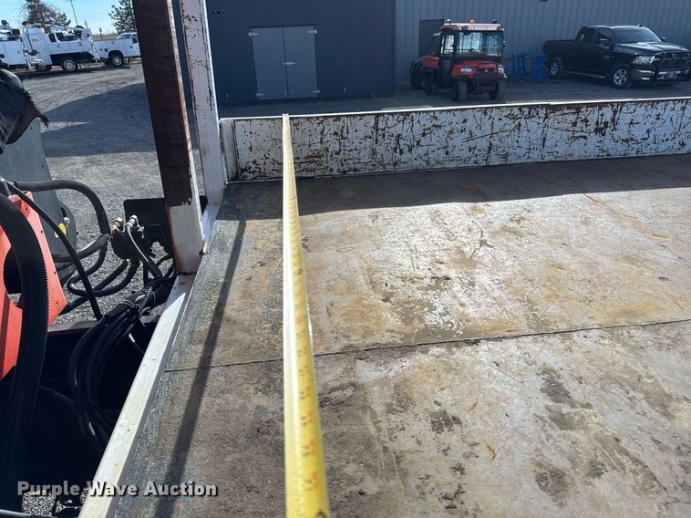 image for item EG2357 2007 Freightliner Business Class M2 crane truck