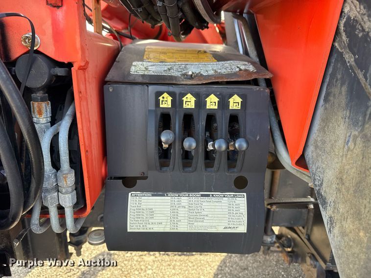 image for item EG2357 2007 Freightliner Business Class M2 crane truck