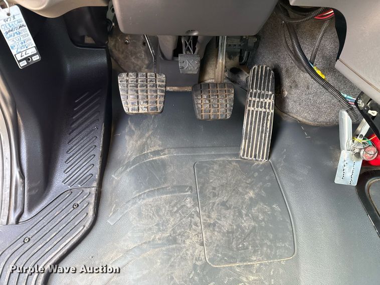 image for item EG2357 2007 Freightliner Business Class M2 crane truck