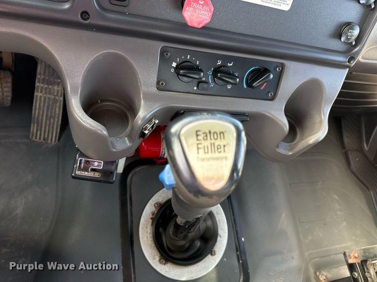 image for item EG2357 2007 Freightliner Business Class M2 crane truck