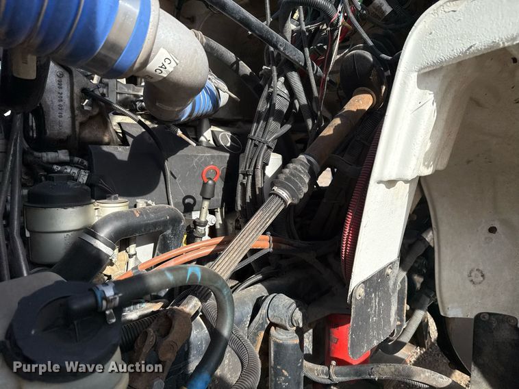 image for item EG2357 2007 Freightliner Business Class M2 crane truck