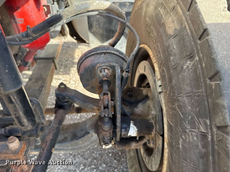 image for item EG2357 2007 Freightliner Business Class M2 crane truck