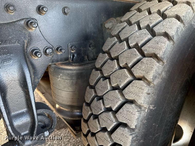 image for item EG2357 2007 Freightliner Business Class M2 crane truck