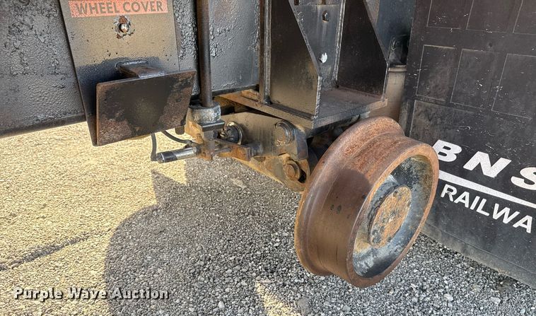 image for item EG2357 2007 Freightliner Business Class M2 crane truck