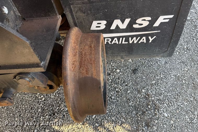 image for item EG2357 2007 Freightliner Business Class M2 crane truck