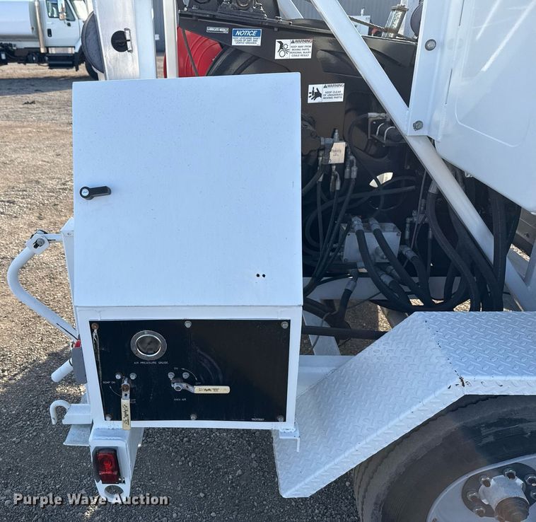 image for item EG2358 2015 TSE International UP85BD underground puller