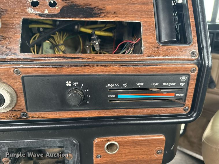 image for item EG2366 2005 Freightliner FLD vacuum truck