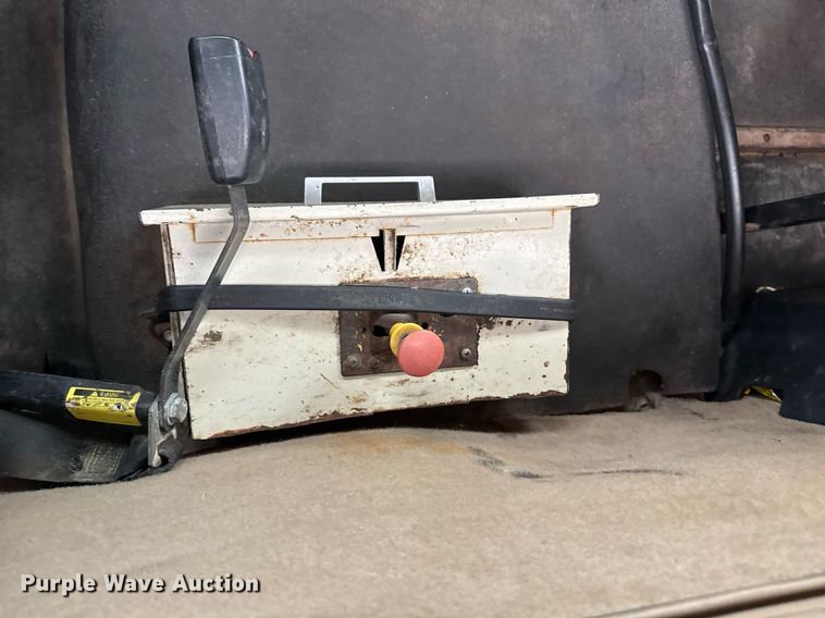 image for item EG2366 2005 Freightliner FLD vacuum truck