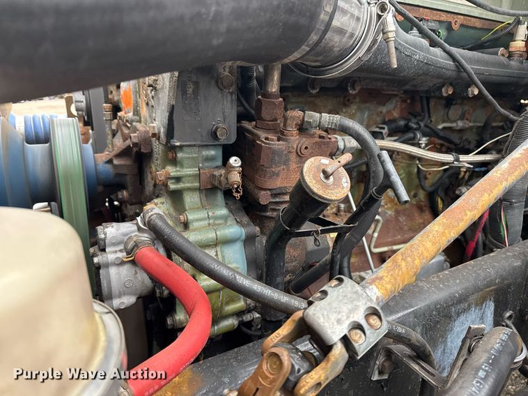 image for item EG2366 2005 Freightliner FLD vacuum truck