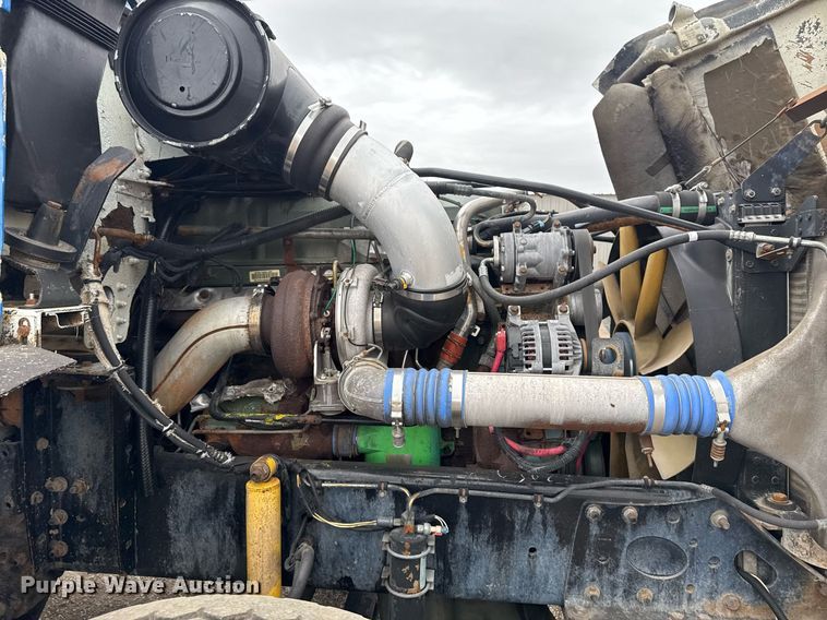 image for item EG2366 2005 Freightliner FLD vacuum truck