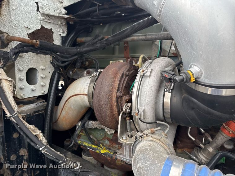 image for item EG2366 2005 Freightliner FLD vacuum truck