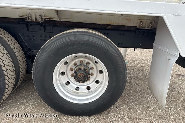 image for item EG2366 2005 Freightliner FLD vacuum truck