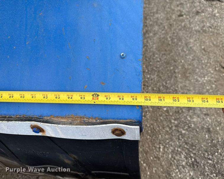 image for item EG2367 1994 White GMC WG vacuum truck